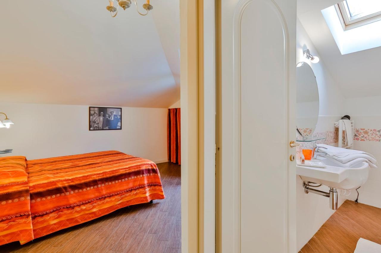 Casa Di Rossana Bed&Breakfast Sanremo Ngoại thất bức ảnh